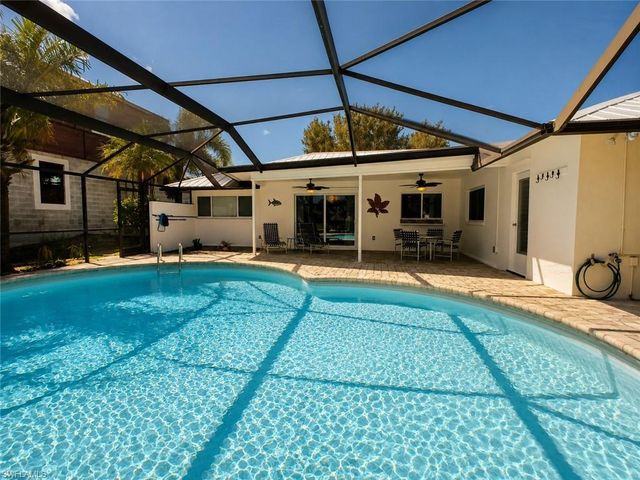 1709 SE 44th ST, Cape Coral, FL 33904