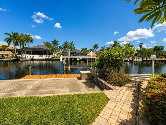 1709 SE 44th ST, Cape Coral, FL 33904