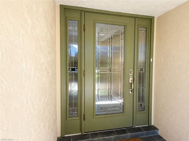 1709 SE 44th ST, Cape Coral, FL 33904