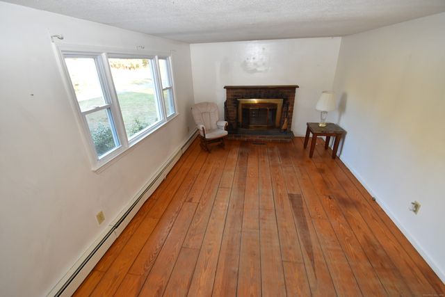 28 Hickory Road, Colchester, CT 06415