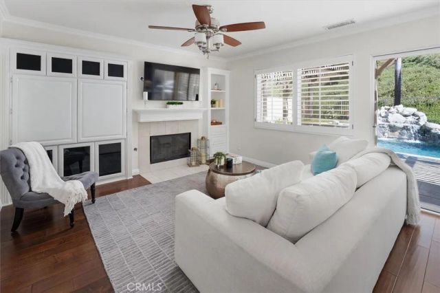 17781 Maplehurst Place, Canyon Country, CA 91387