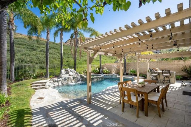 17781 Maplehurst Place, Canyon Country, CA 91387