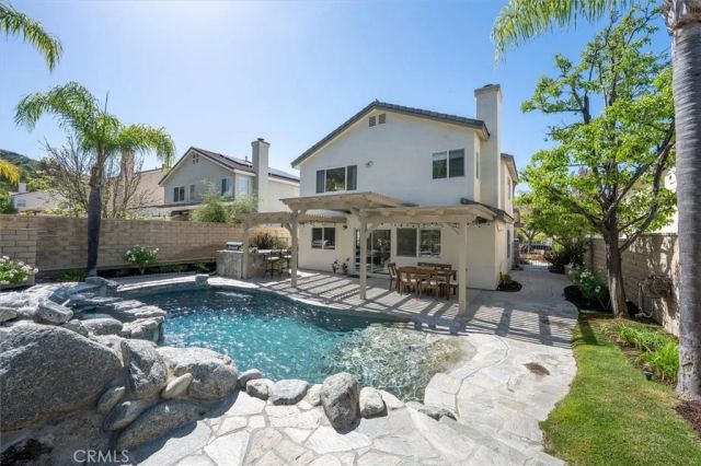 17781 Maplehurst Place, Canyon Country, CA 91387