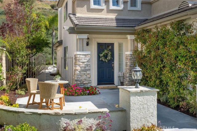 17781 Maplehurst Place, Canyon Country, CA 91387