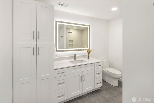 15604 48th Pl W, Edmonds, WA 98026