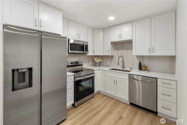 15604 48th Pl W, Edmonds, WA 98026