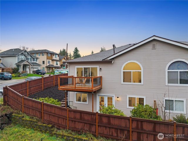 15604 48th Pl W, Edmonds, WA 98026