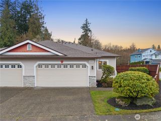 15604 48th Pl W, Edmonds, WA 98026