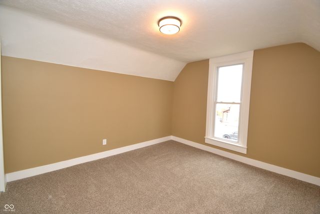 465 N West Street, Tipton, IN 46072