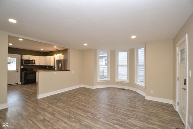 465 N West Street, Tipton, IN 46072