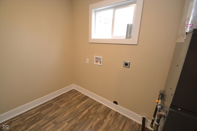 465 N West Street, Tipton, IN 46072