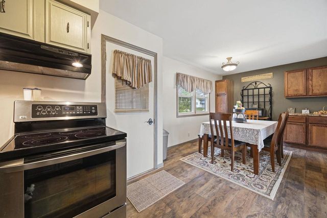 1213 Adrian Boulevard, Fort Atkinson, WI 53538