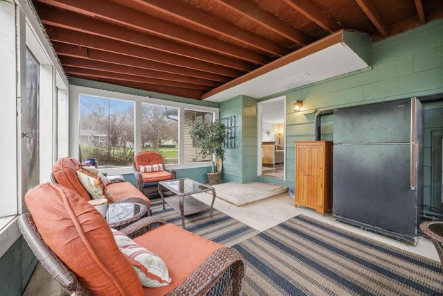 1213 Adrian Boulevard, Fort Atkinson, WI 53538
