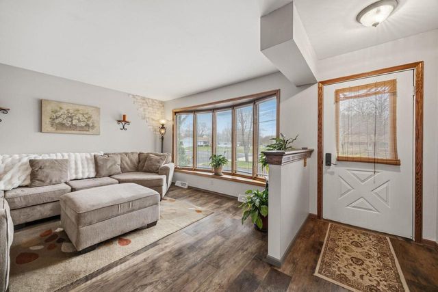 1213 Adrian Boulevard, Fort Atkinson, WI 53538
