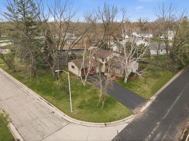 1213 Adrian Boulevard, Fort Atkinson, WI 53538