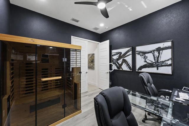 10432 N LAGO VISTA Circle, Parkland, FL 33076