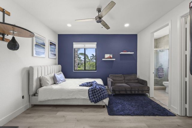 10432 N LAGO VISTA Circle, Parkland, FL 33076