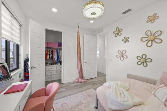 10432 N LAGO VISTA Circle, Parkland, FL 33076