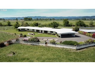 53765 E HONEYMAN Rd, Scappoose, OR 97056