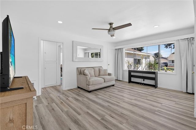 4323 Knoxville, Lakewood, CA 90713