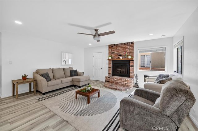 4323 Knoxville, Lakewood, CA 90713