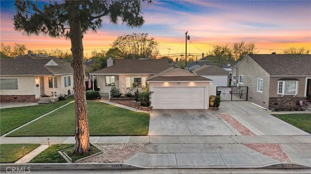 4323 Knoxville, Lakewood, CA 90713