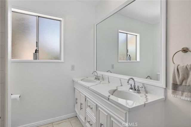 4323 Knoxville, Lakewood, CA 90713