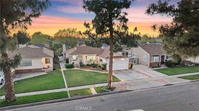 4323 Knoxville, Lakewood, CA 90713