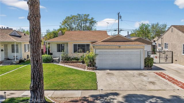 4323 Knoxville, Lakewood, CA 90713