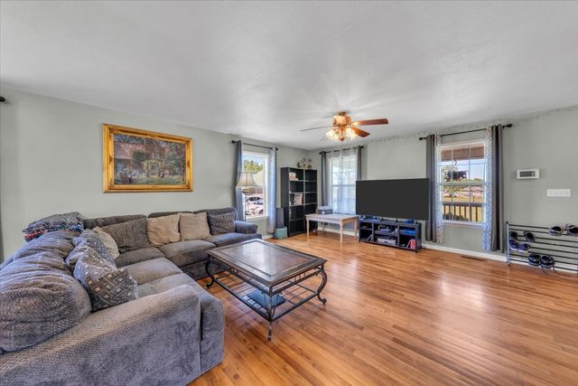 351 Old Prospect Rd, Woodbury, TN 37190