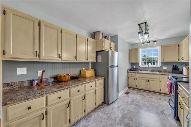 351 Old Prospect Rd, Woodbury, TN 37190