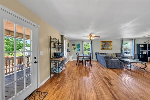 351 Old Prospect Rd, Woodbury, TN 37190