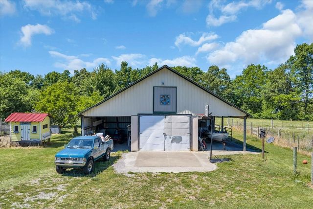 351 Old Prospect Rd, Woodbury, TN 37190