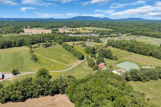 351 Old Prospect Rd, Woodbury, TN 37190
