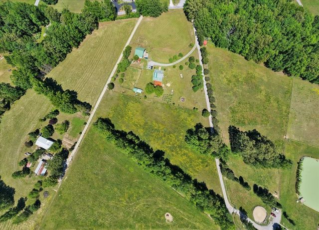 351 Old Prospect Rd, Woodbury, TN 37190