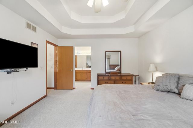 119 Sandbury Court, Holland, OH 43528