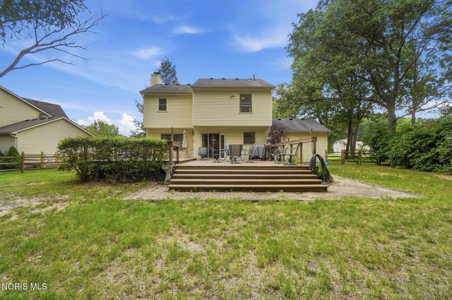 119 Sandbury Court, Holland, OH 43528