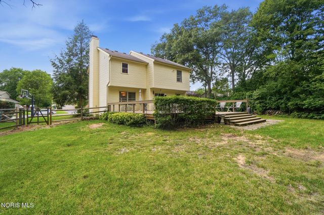 119 Sandbury Court, Holland, OH 43528
