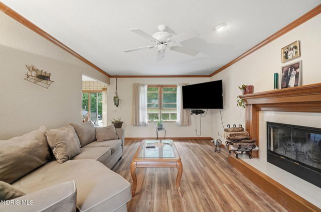 119 Sandbury Court, Holland, OH 43528