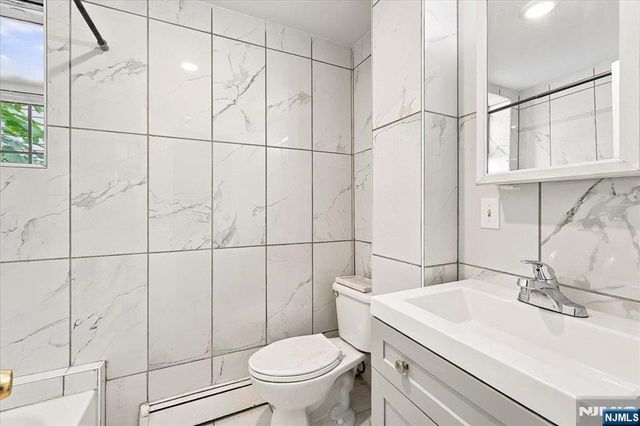 363 Forrest Street, Jersey City, NJ 07304