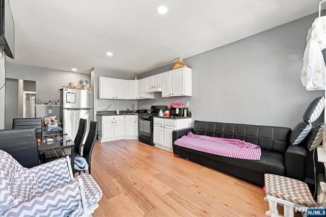 363 Forrest Street, Jersey City, NJ 07304