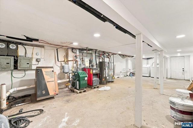 363 Forrest Street, Jersey City, NJ 07304