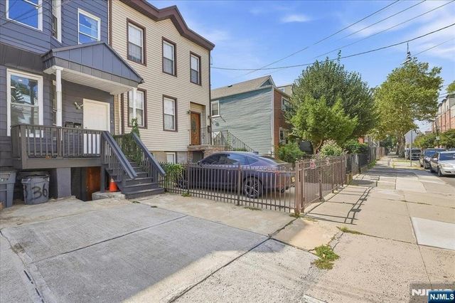 363 Forrest Street, Jersey City, NJ 07304