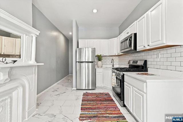 363 Forrest Street, Jersey City, NJ 07304