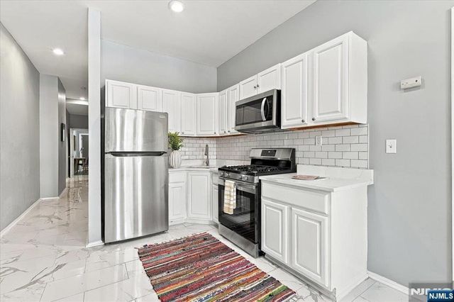 363 Forrest Street, Jersey City, NJ 07304