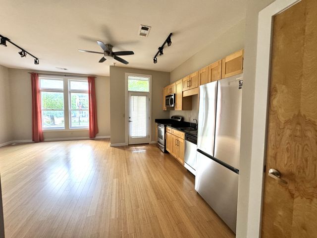 1706 18th Ave S Ste 109, Nashville, TN 37212
