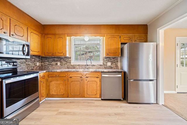 111 Edgewood Circle, Fort Oglethorpe, GA 30742