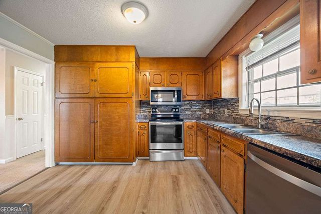 111 Edgewood Circle, Fort Oglethorpe, GA 30742