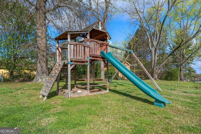 111 Edgewood Circle, Fort Oglethorpe, GA 30742