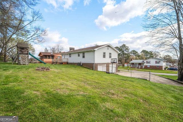 111 Edgewood Circle, Fort Oglethorpe, GA 30742